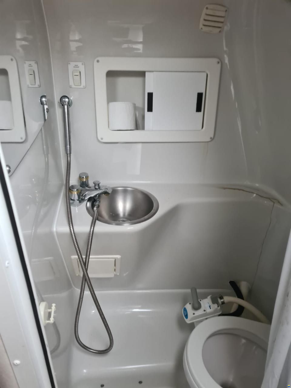 Crownline 250