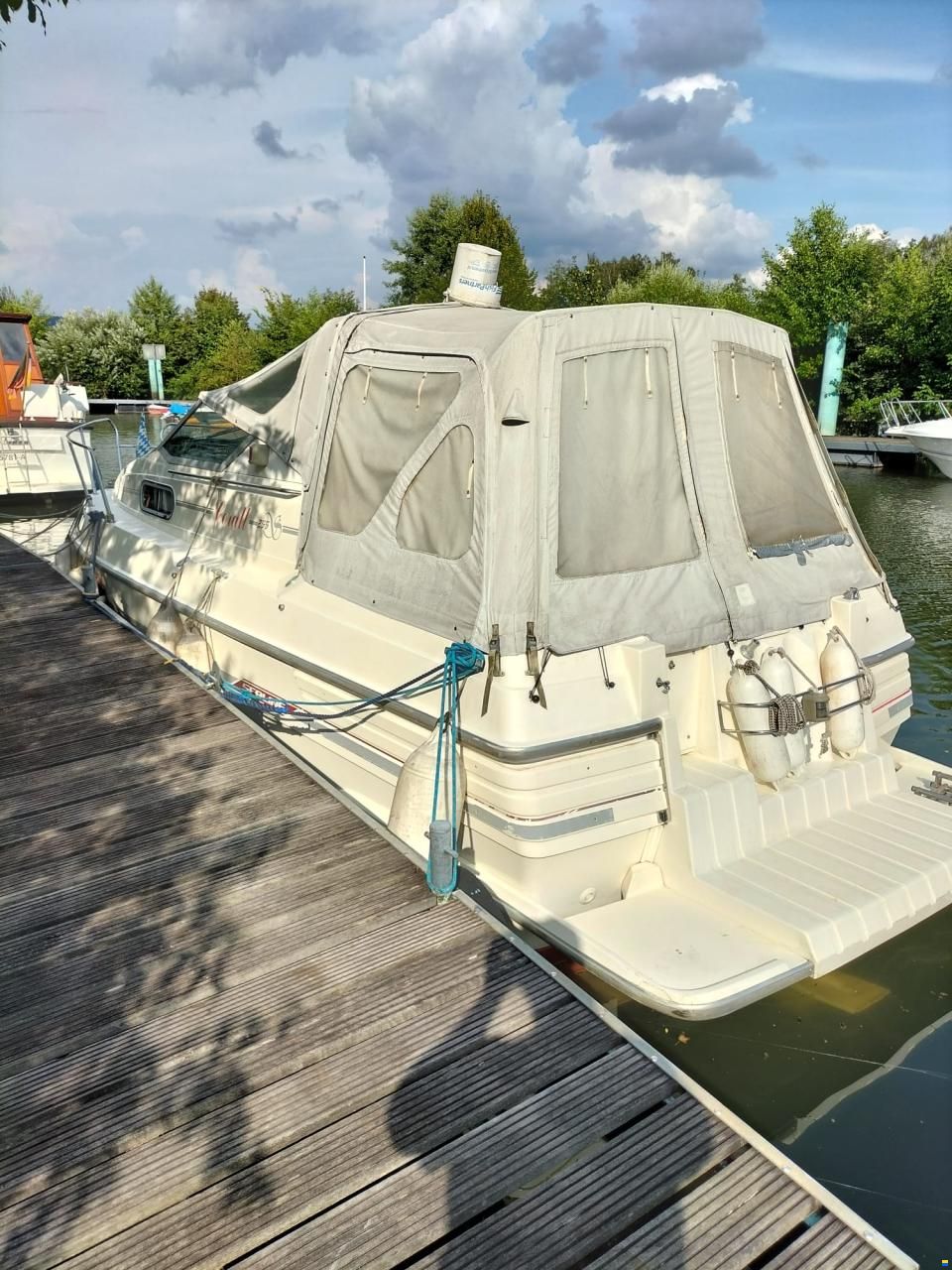 Sealine Family 255