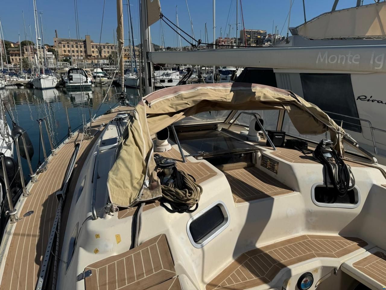 Bavaria 390 Lagoon