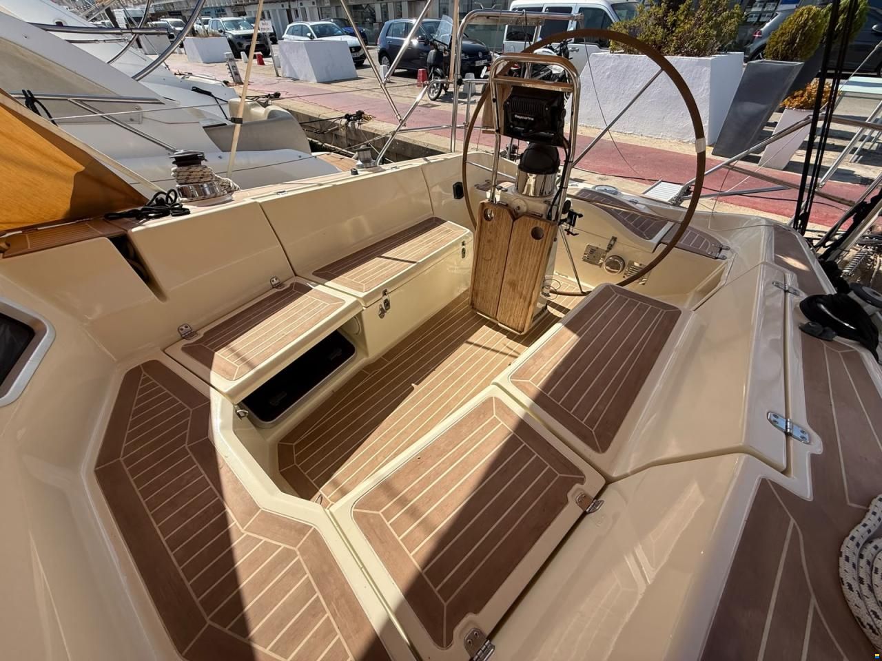 Bavaria 390 Lagoon