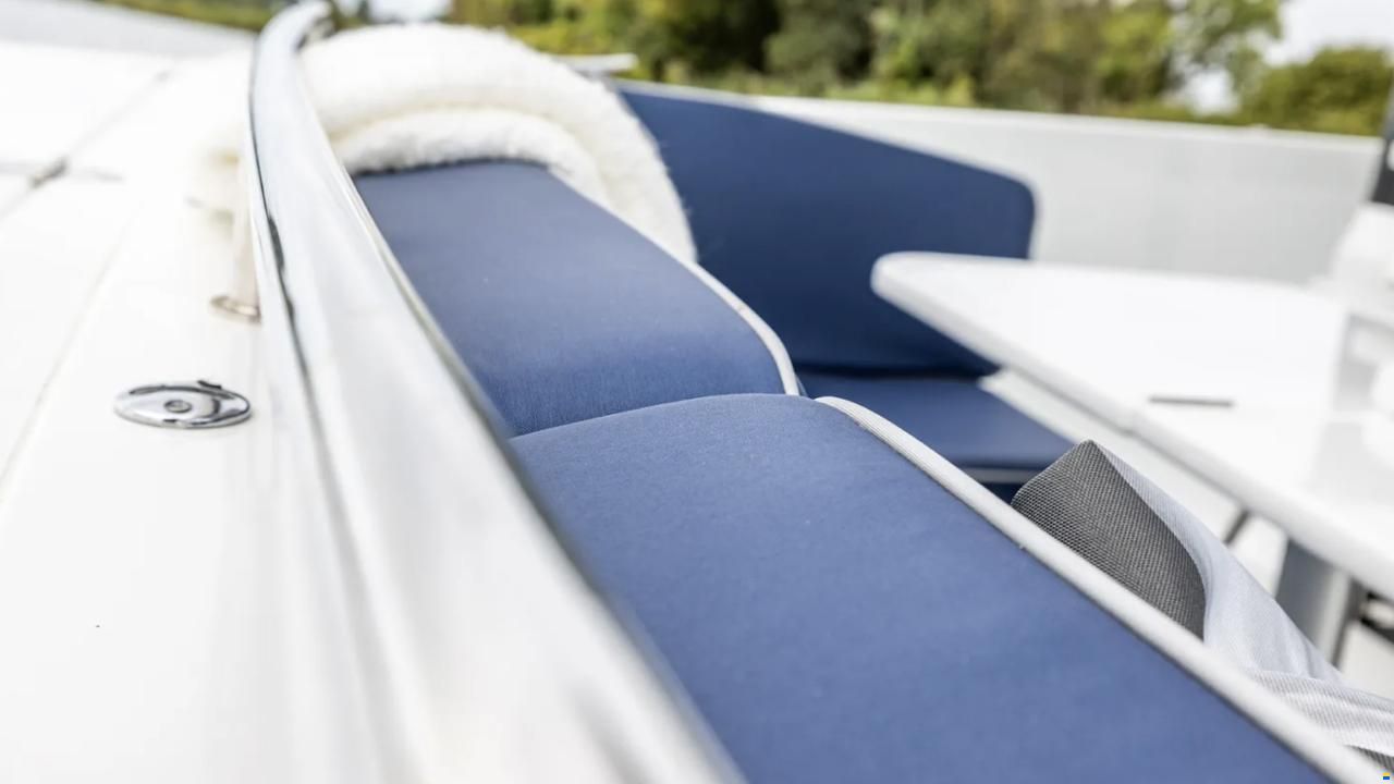 Delphia 10 Lounge Top