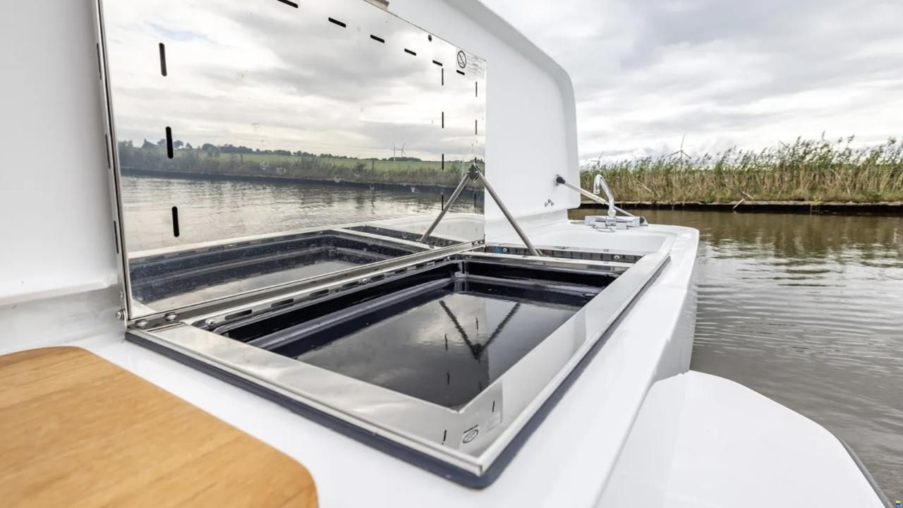 Delphia 10 Lounge Top