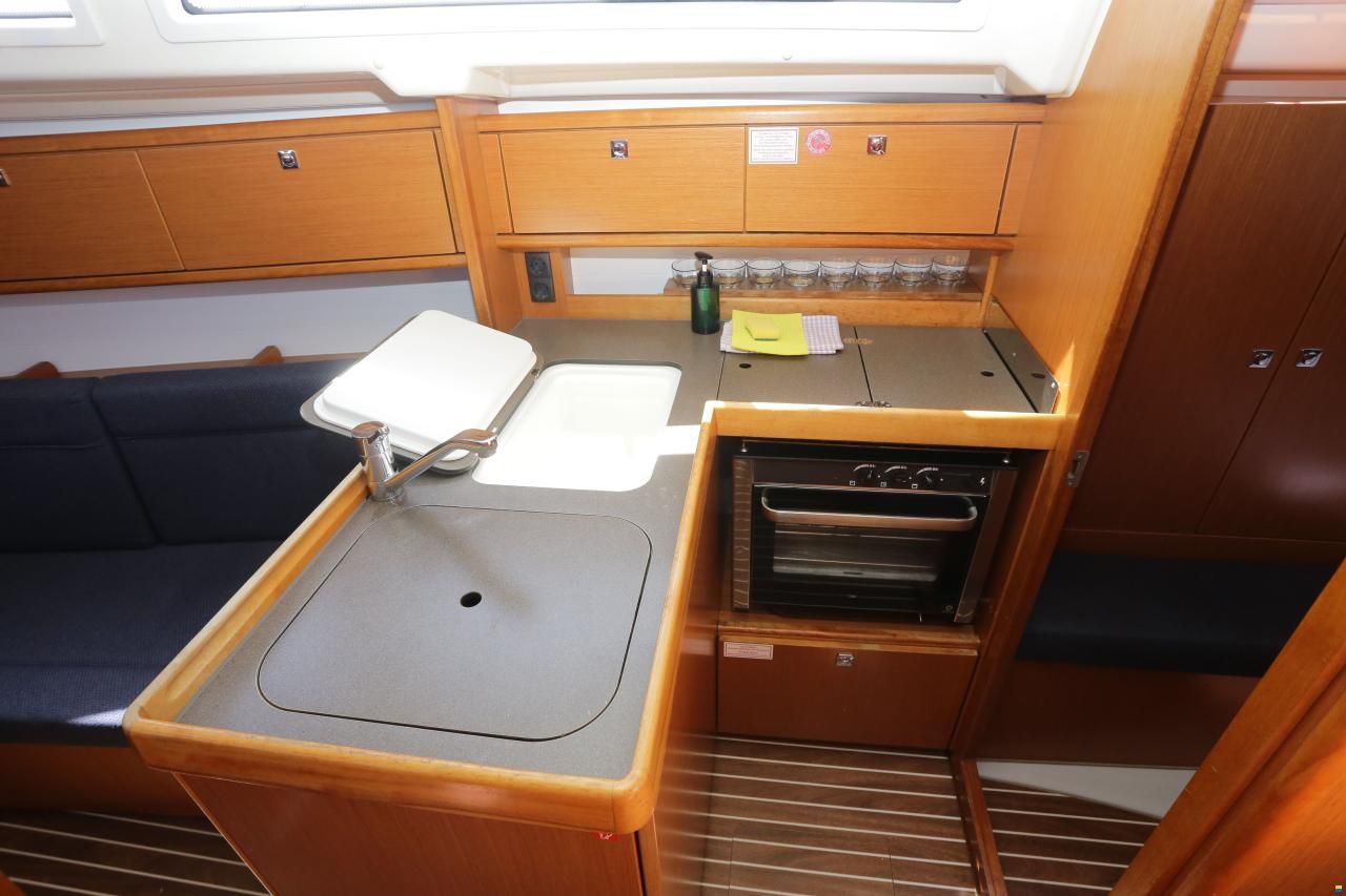 Bavaria Cruiser 34