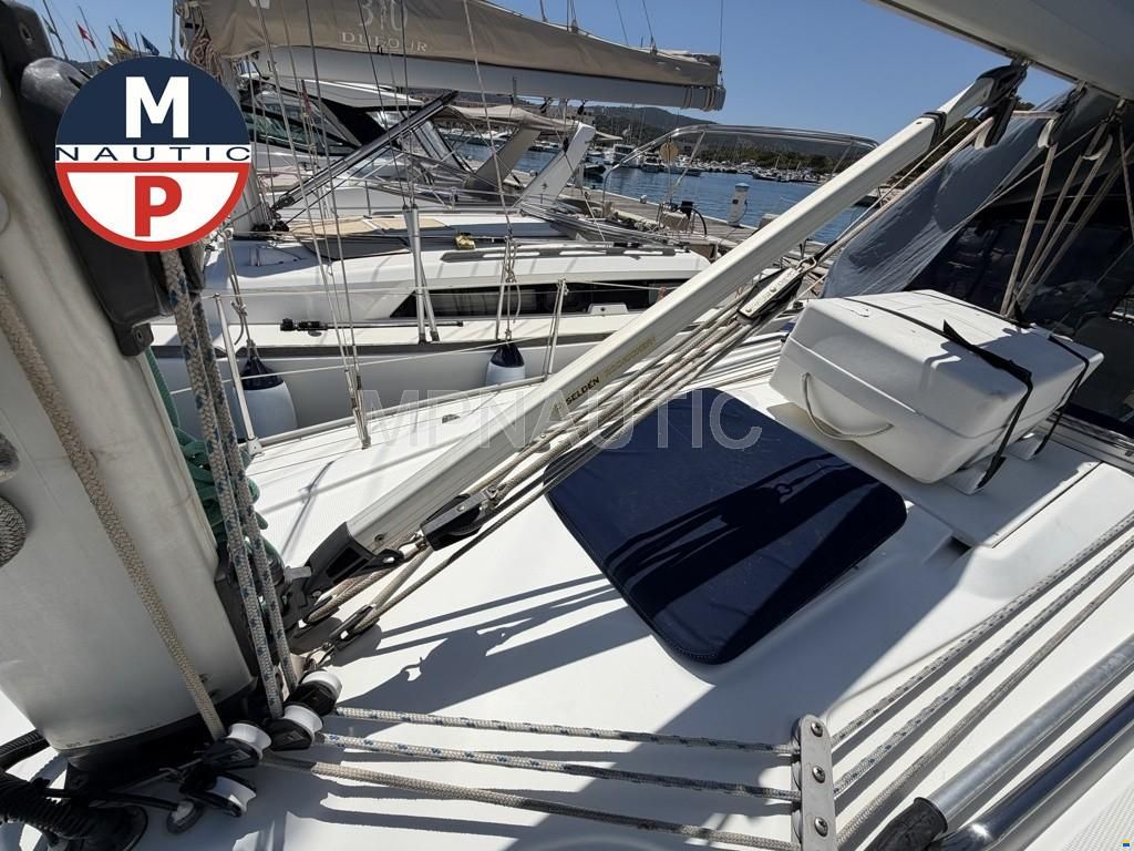 Bavaria 32