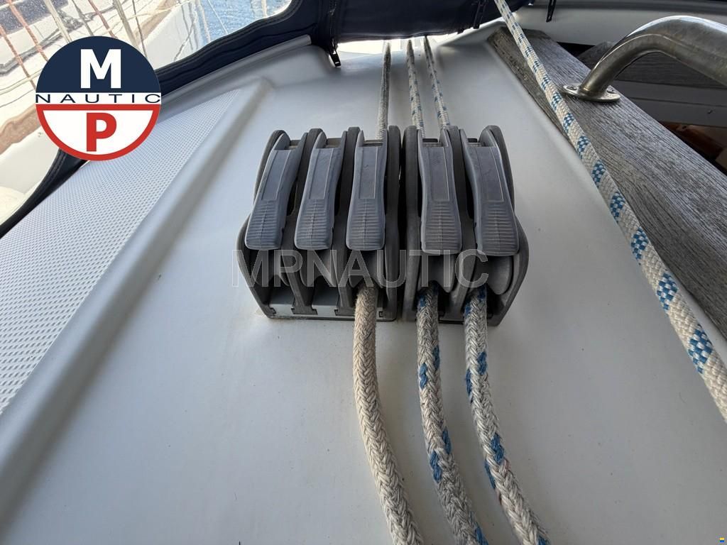 Bavaria 32