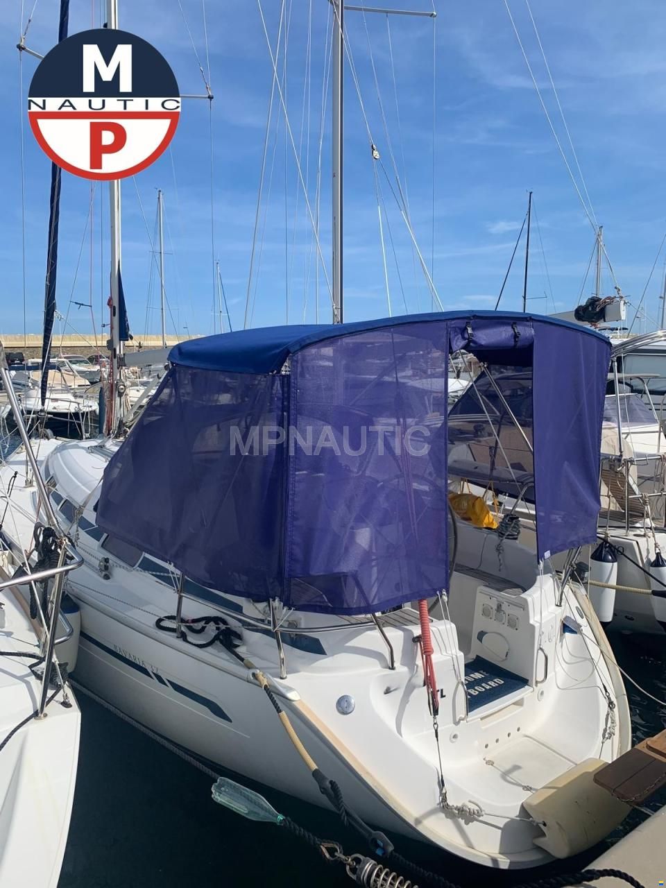 Bavaria 32