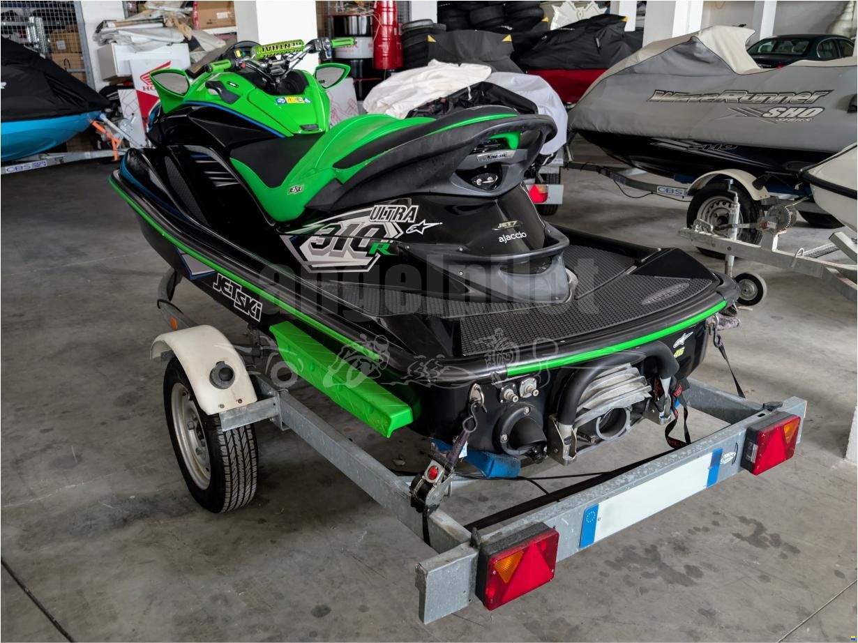 Kawasaki Ultra 310R