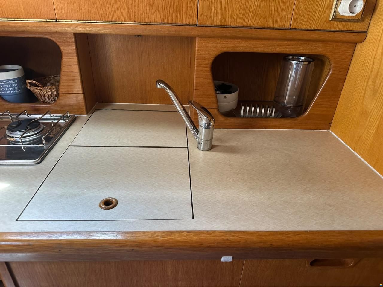 Sealine 328