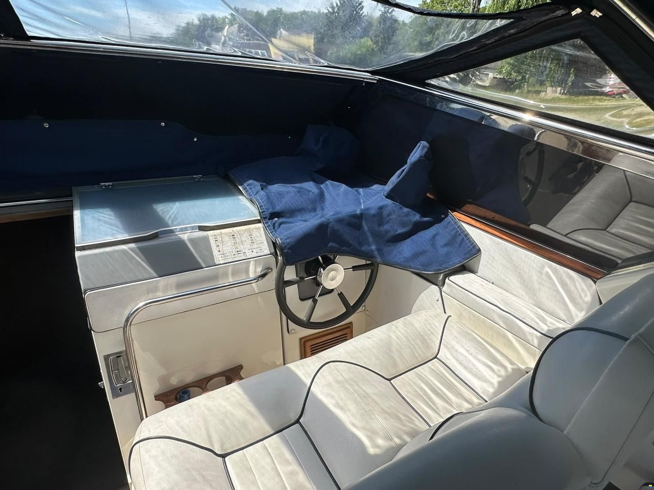 Sealine 328