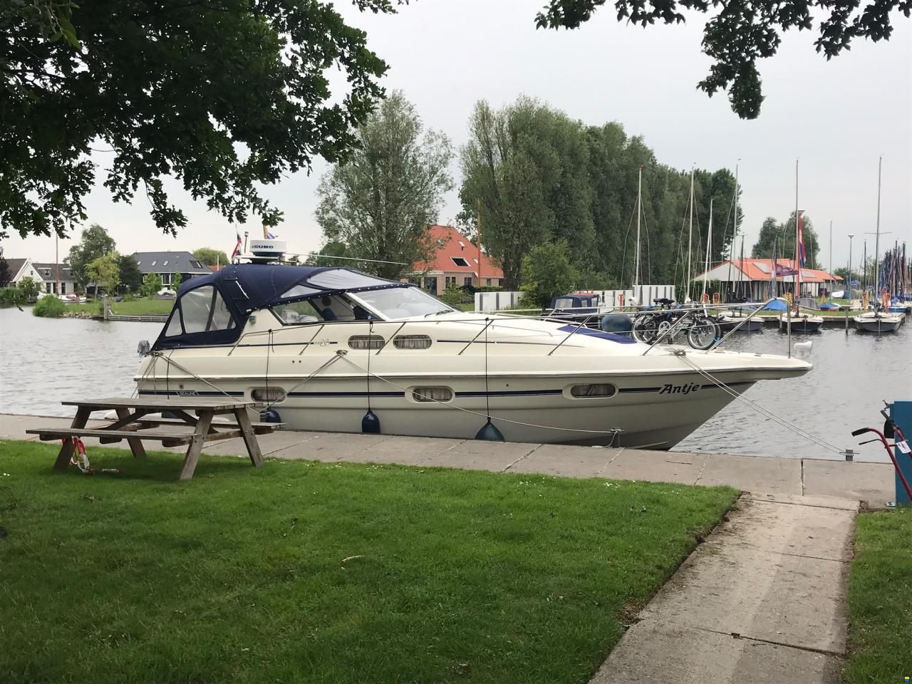 Sealine 328