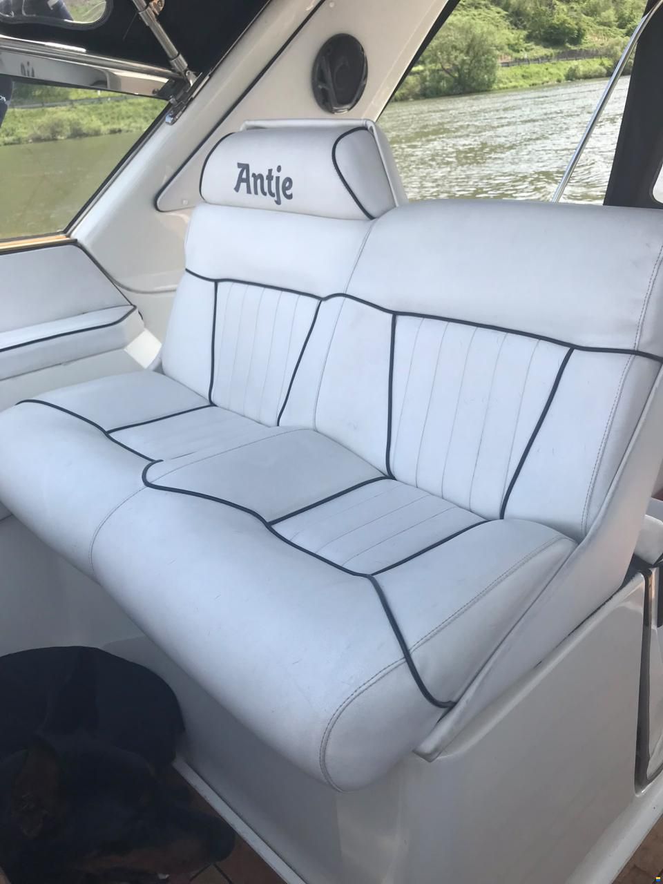 Sealine 328