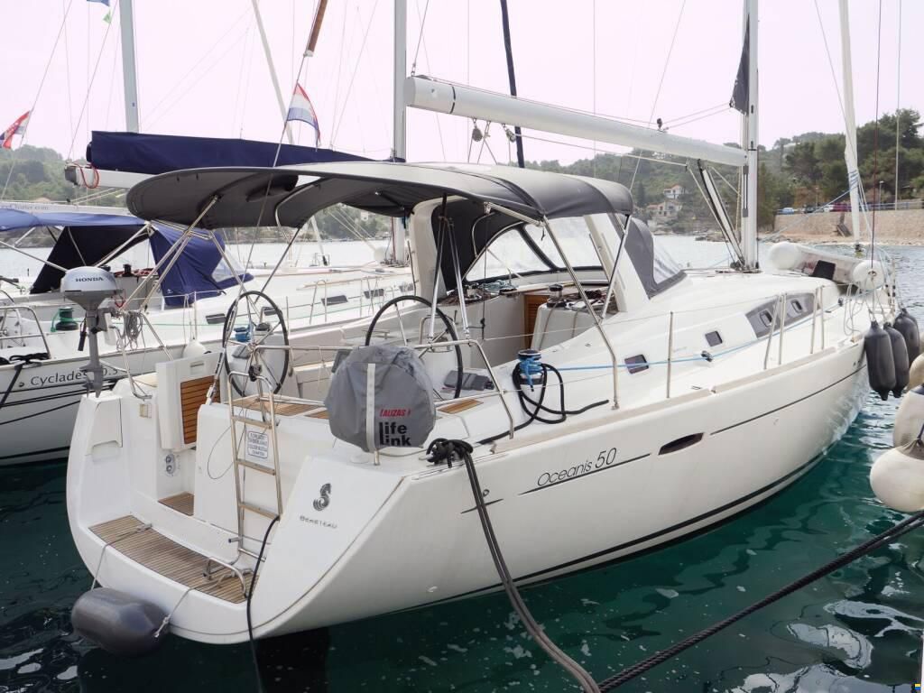 Beneteau Oceanis 50 Family