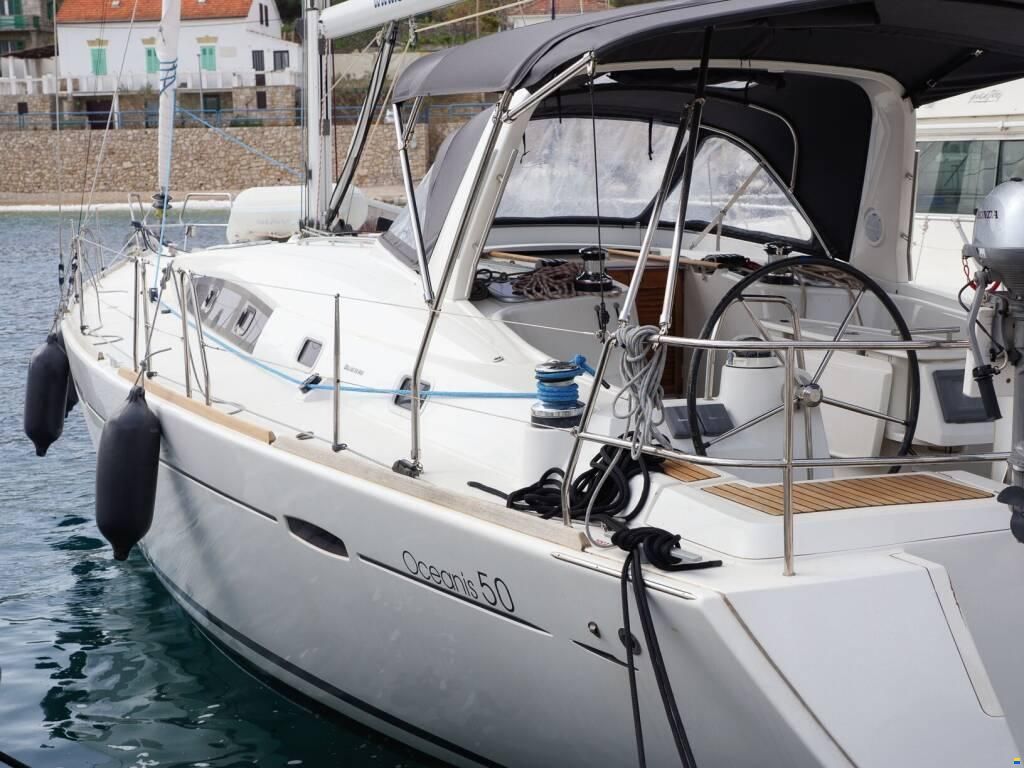 Beneteau Oceanis 50 Family
