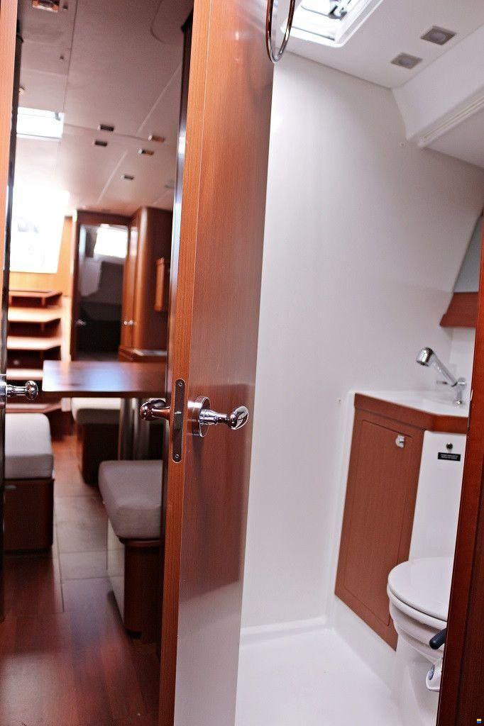 Beneteau Oceanis 48