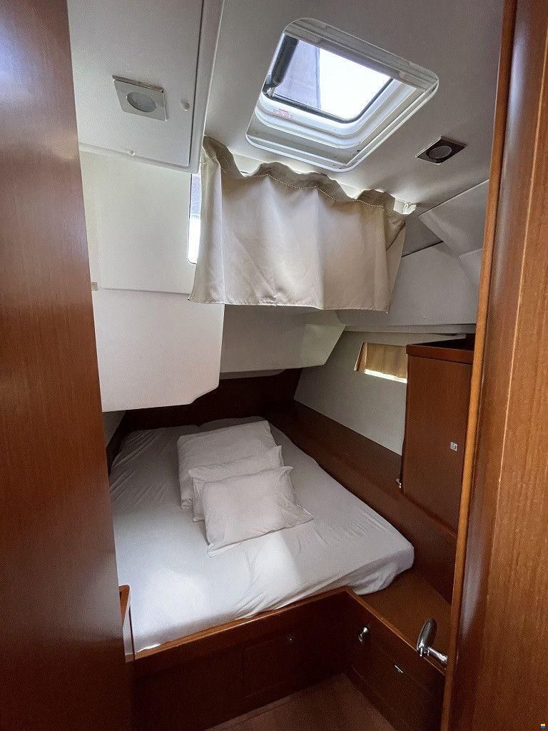 Beneteau Oceanis 48