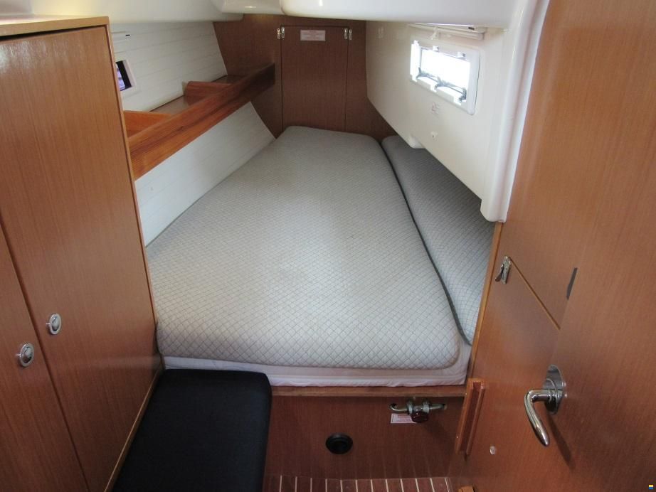 Bavaria Cruiser 32