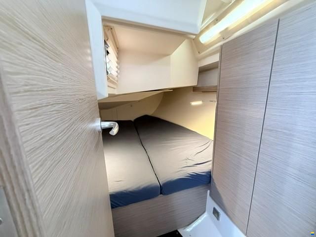 Hanse 348