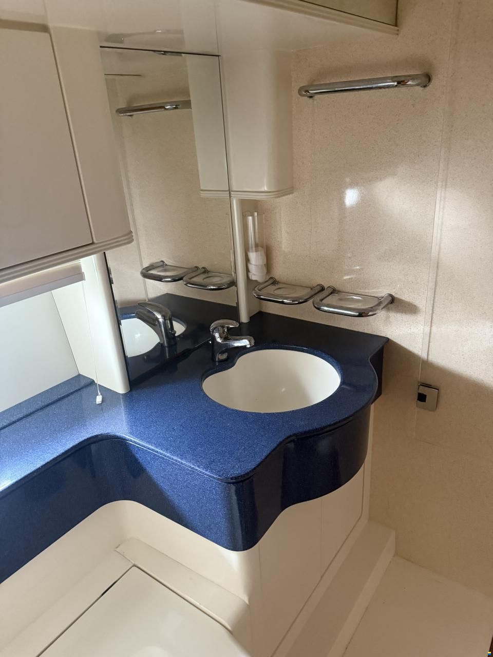 Azimut 52