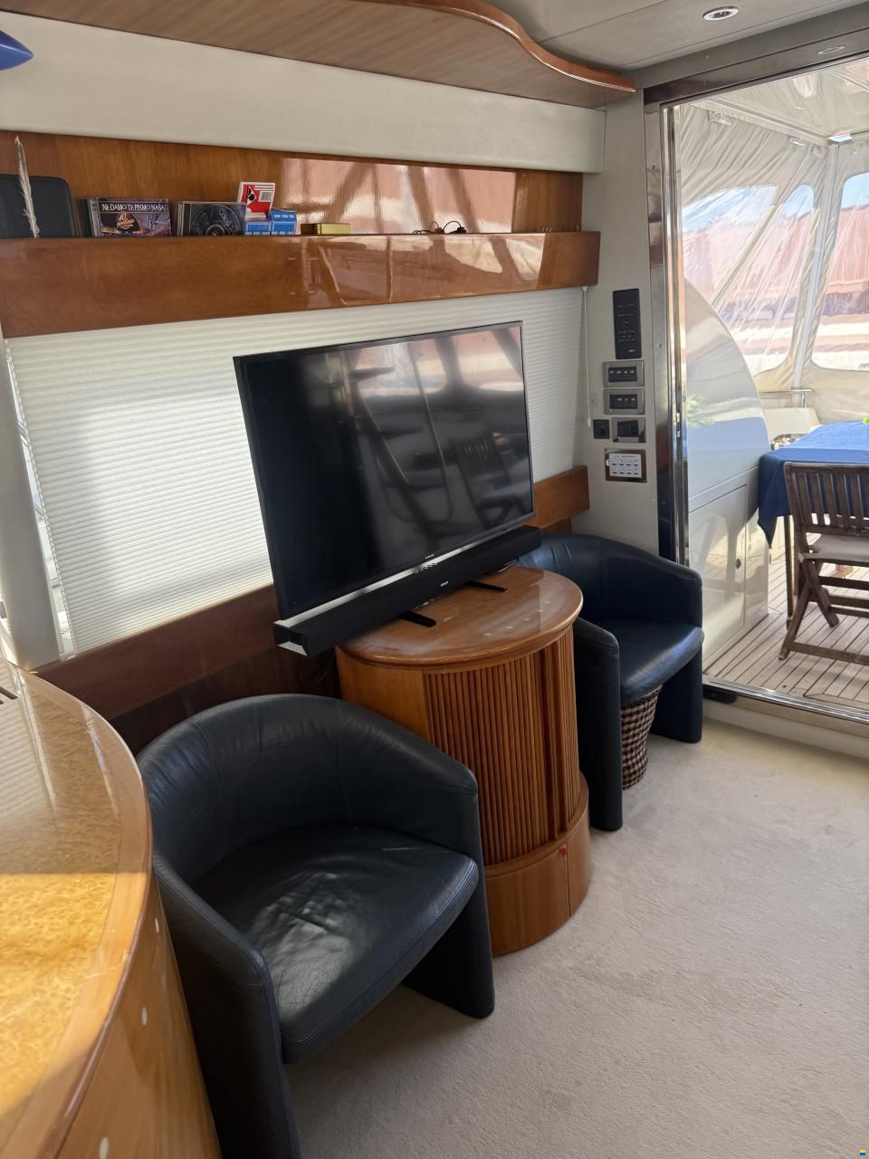 Azimut 52
