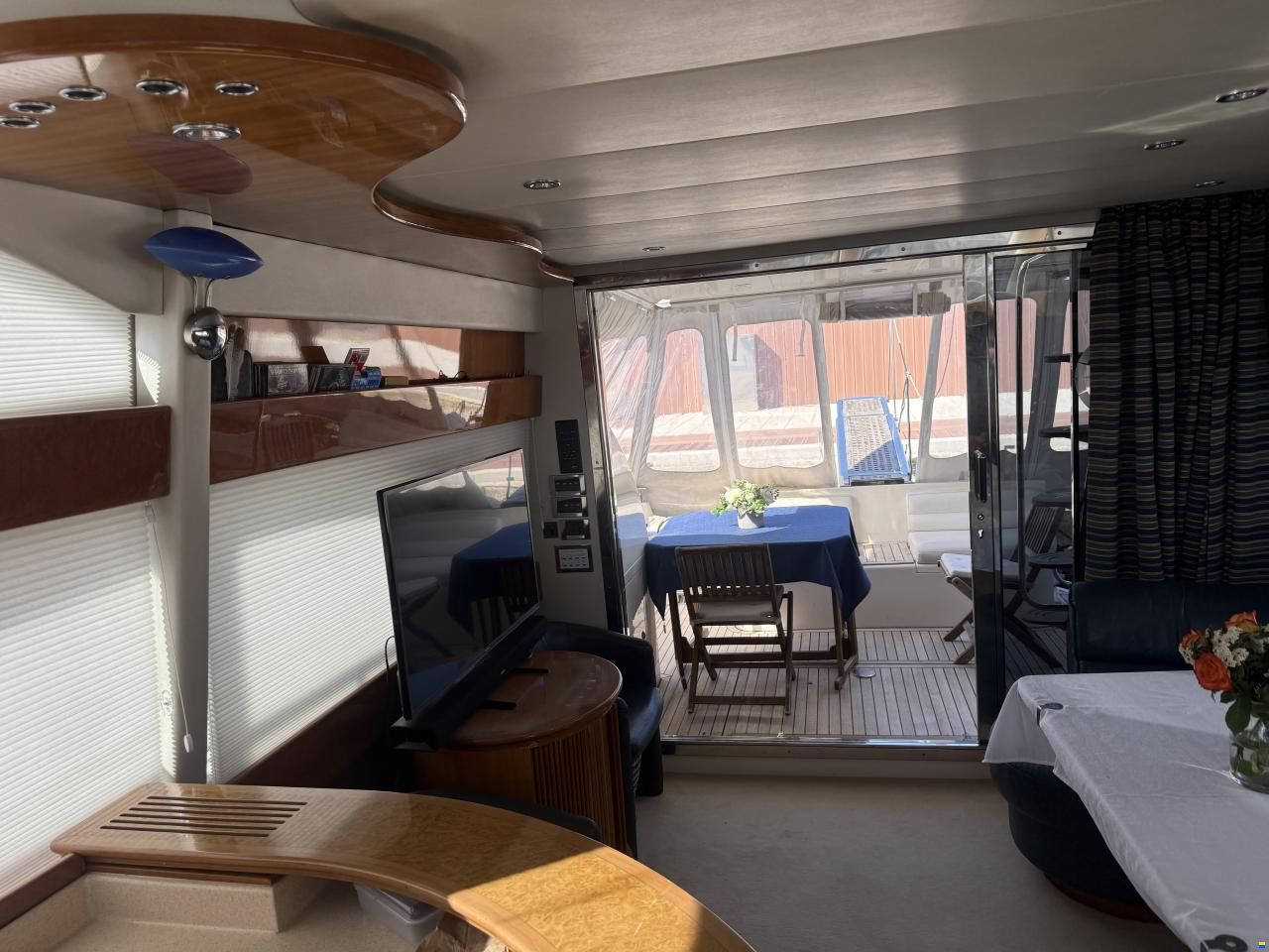Azimut 52