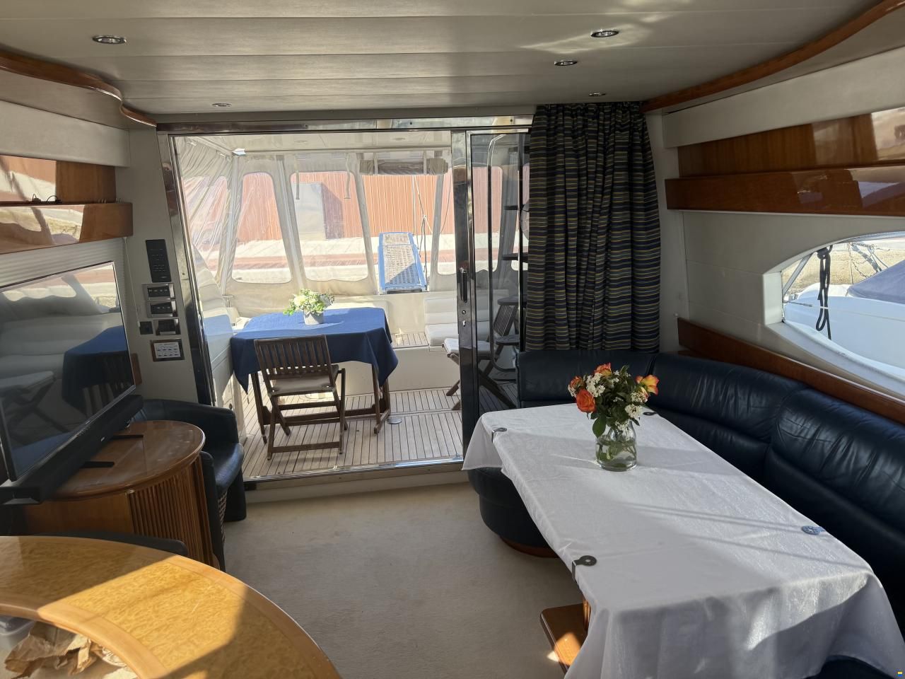 Azimut 52