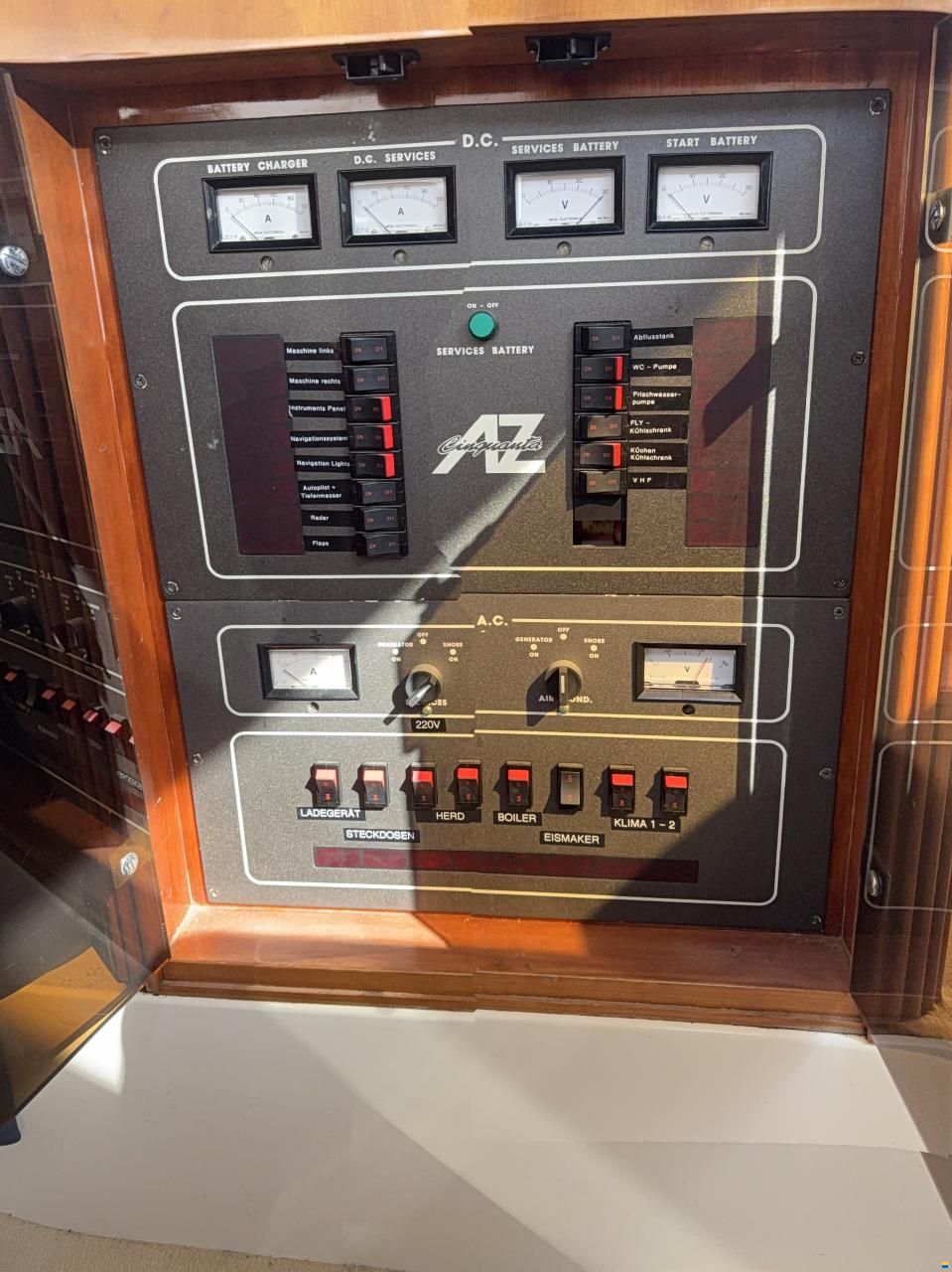 Azimut 52