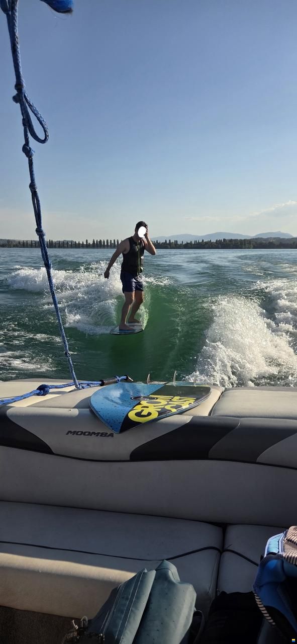 Moomba Mobius XLV 23"