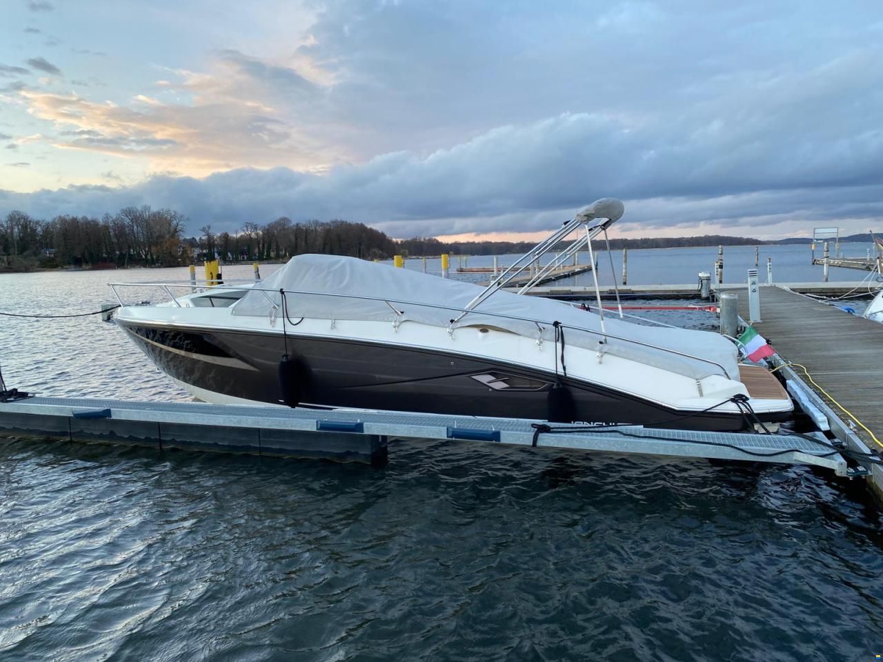 Cranchi Endurance 30 2x Diesel Volvo Penta