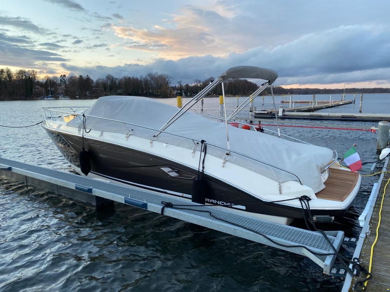 Cranchi Endurance 30 2x Diesel Volvo Penta