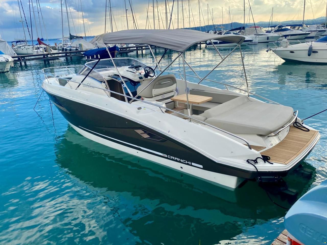 Cranchi Endurance 30 2x Diesel Volvo Penta