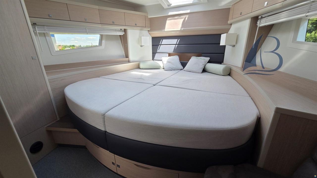 Delphia Escape 1150