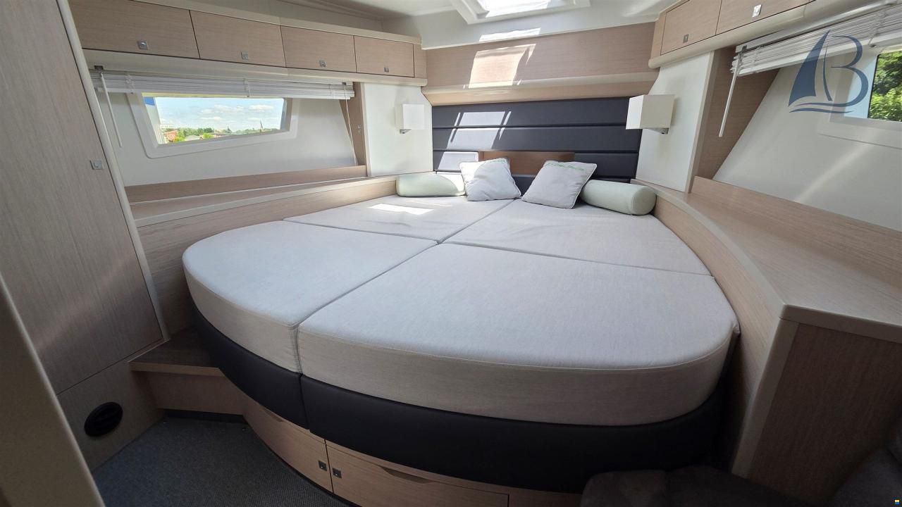 Delphia Escape 1150