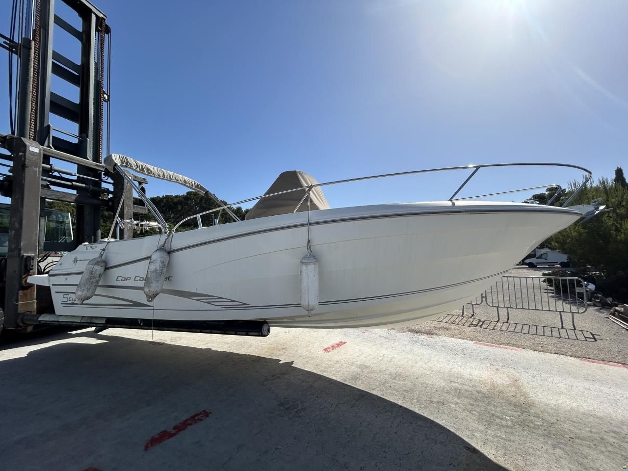 Jeanneau CAP CAMARAT 7.5 CC serie 2