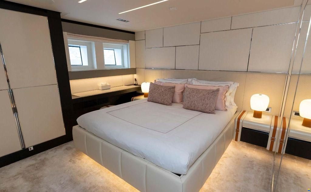 Pershing (Ferretti SpA) PERSHING 140