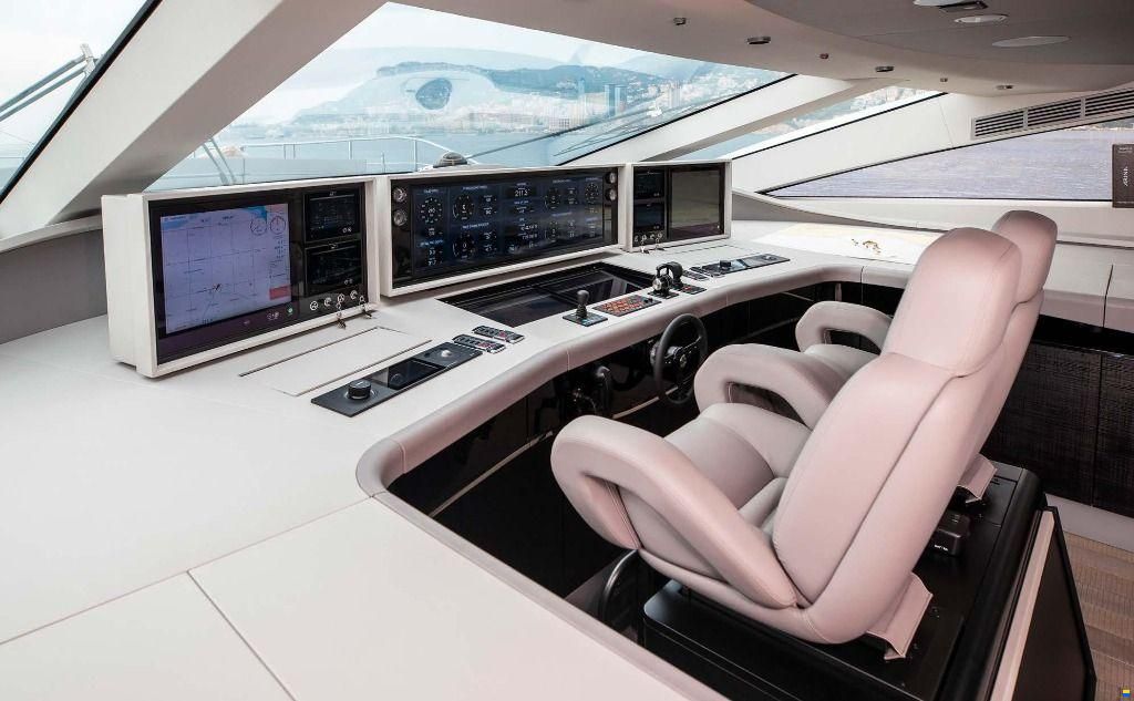 Pershing (Ferretti SpA) PERSHING 140