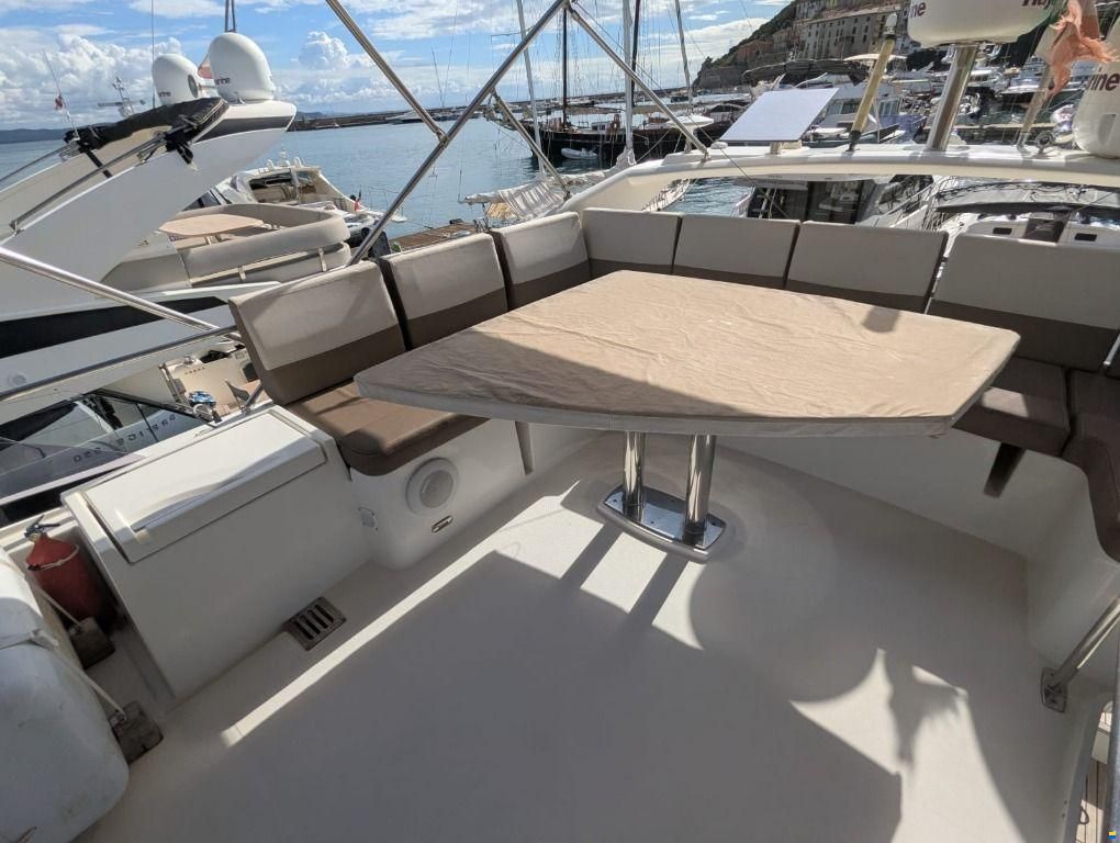 Prestige 550 FLY