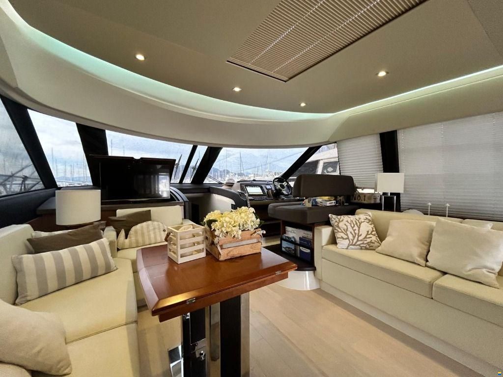 Prestige 550 FLY