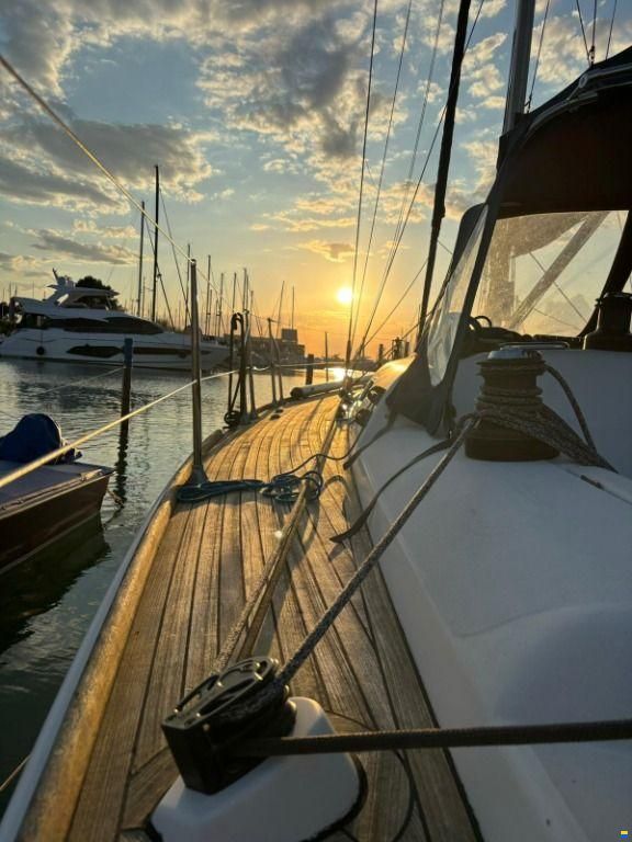 Dufour 44 PERFORMANCE