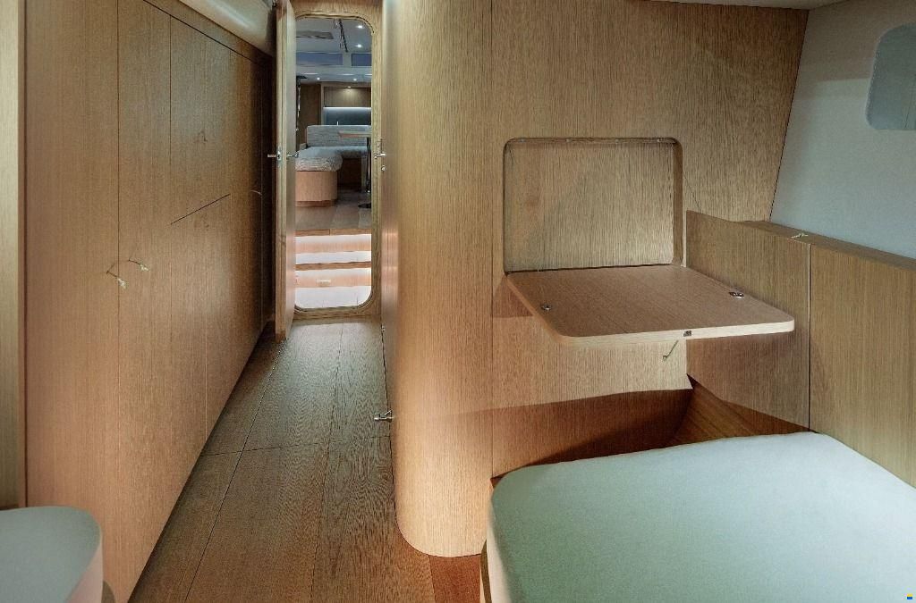 YYACHTS GmbH Y7 scafo #17