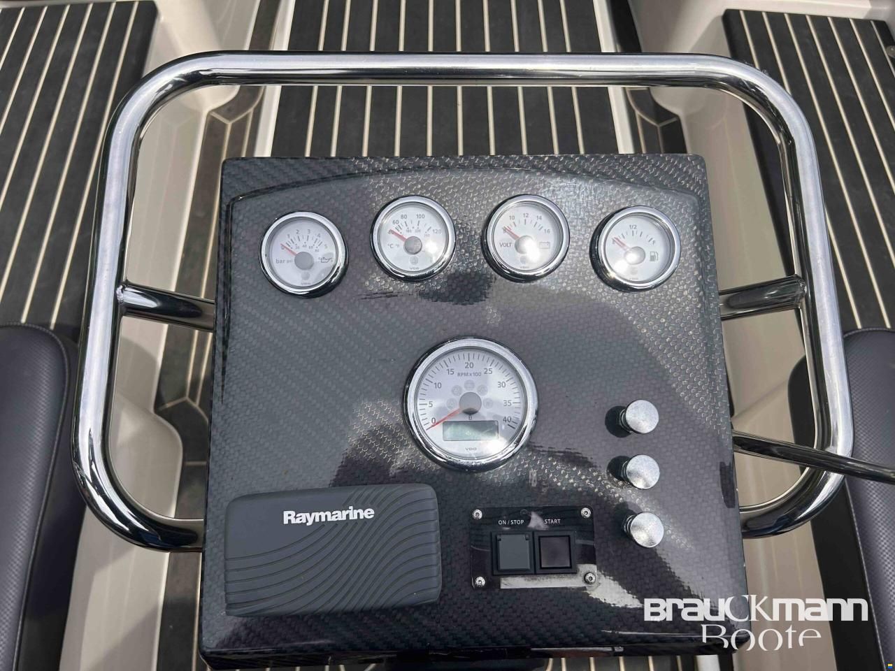 Waterspoor Tendersloep 711 open