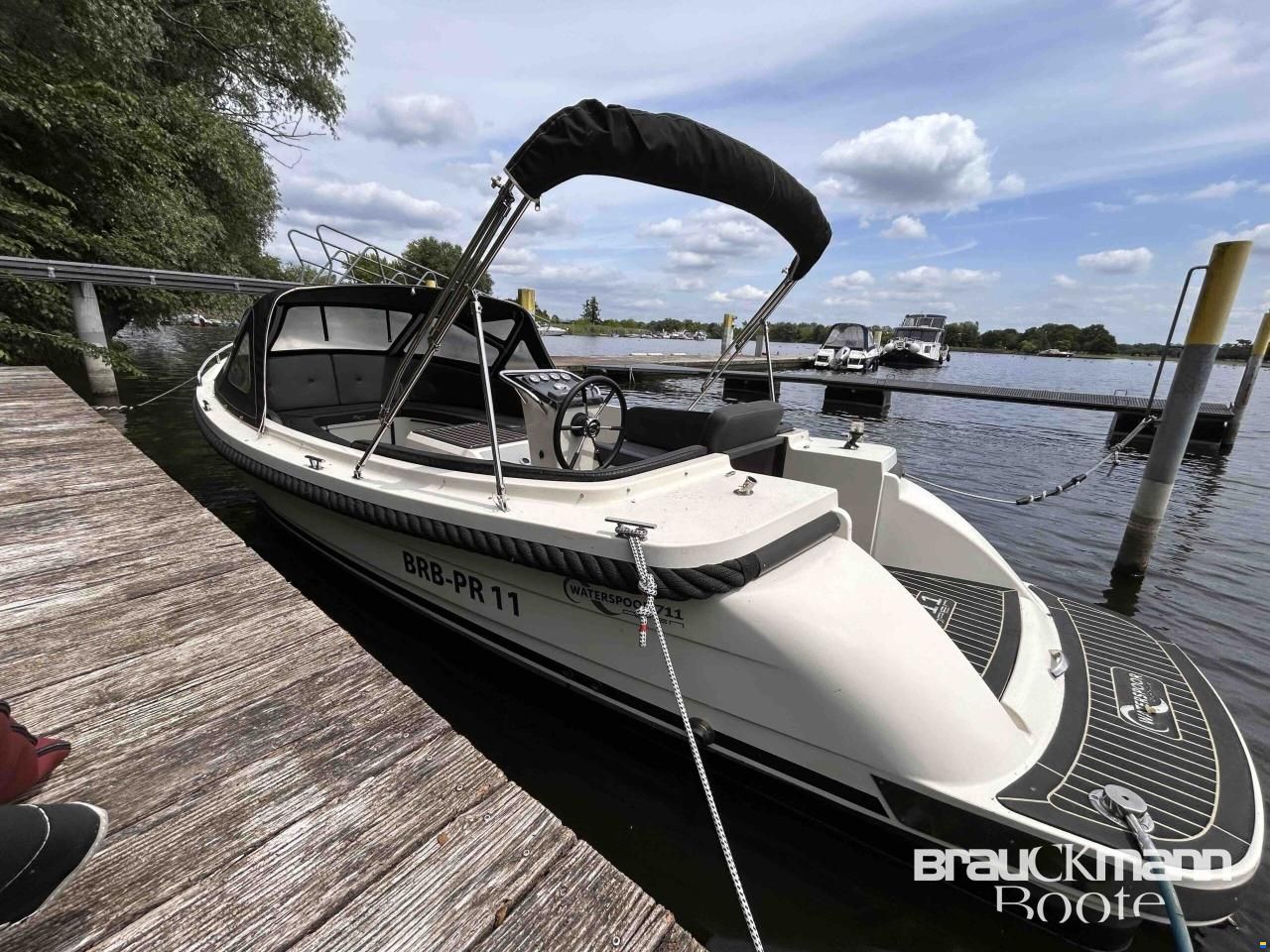 Waterspoor Tendersloep 711 open