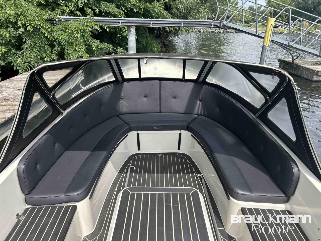 Waterspoor Tendersloep 711 open