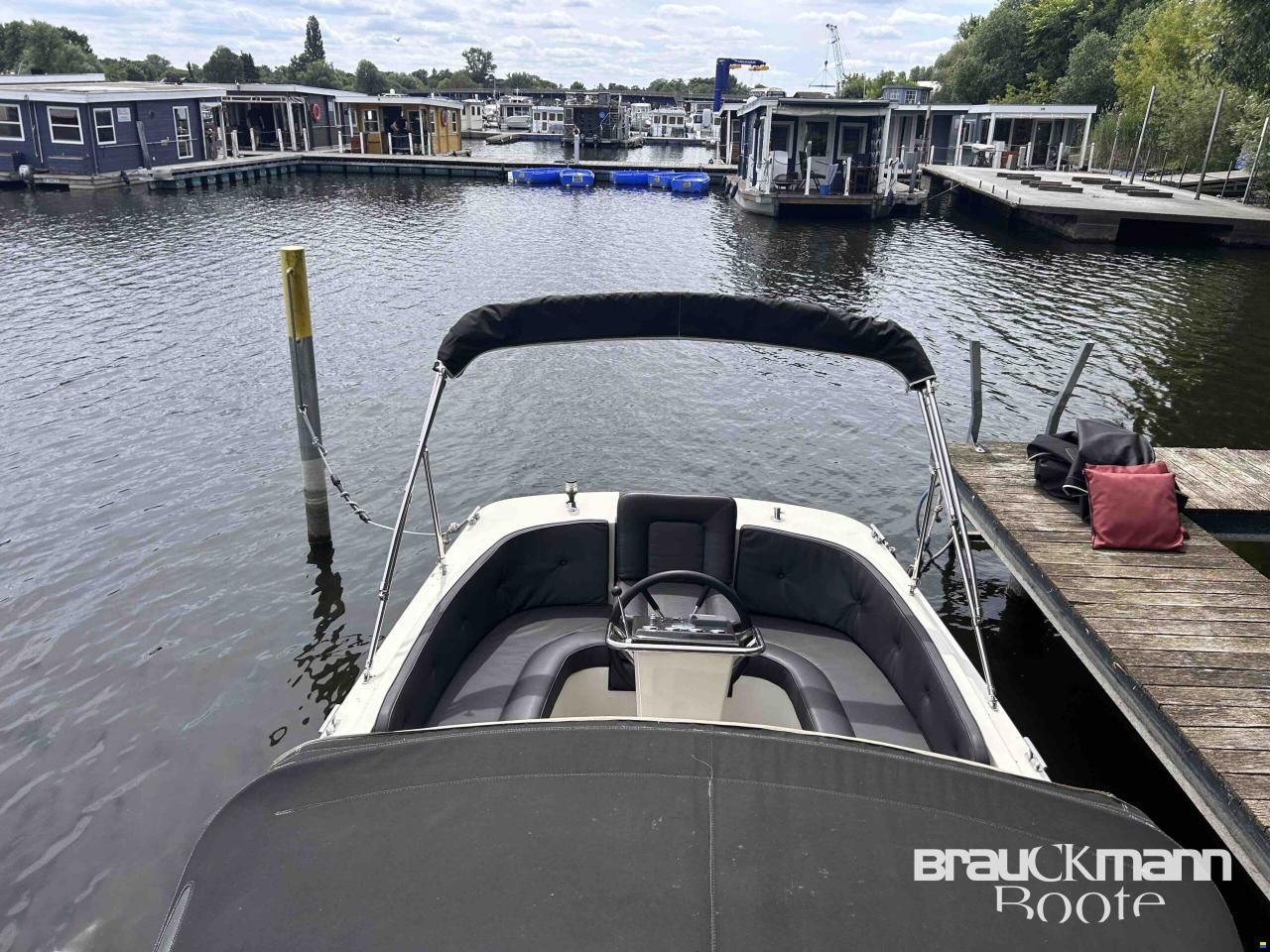 Waterspoor Tendersloep 711 open