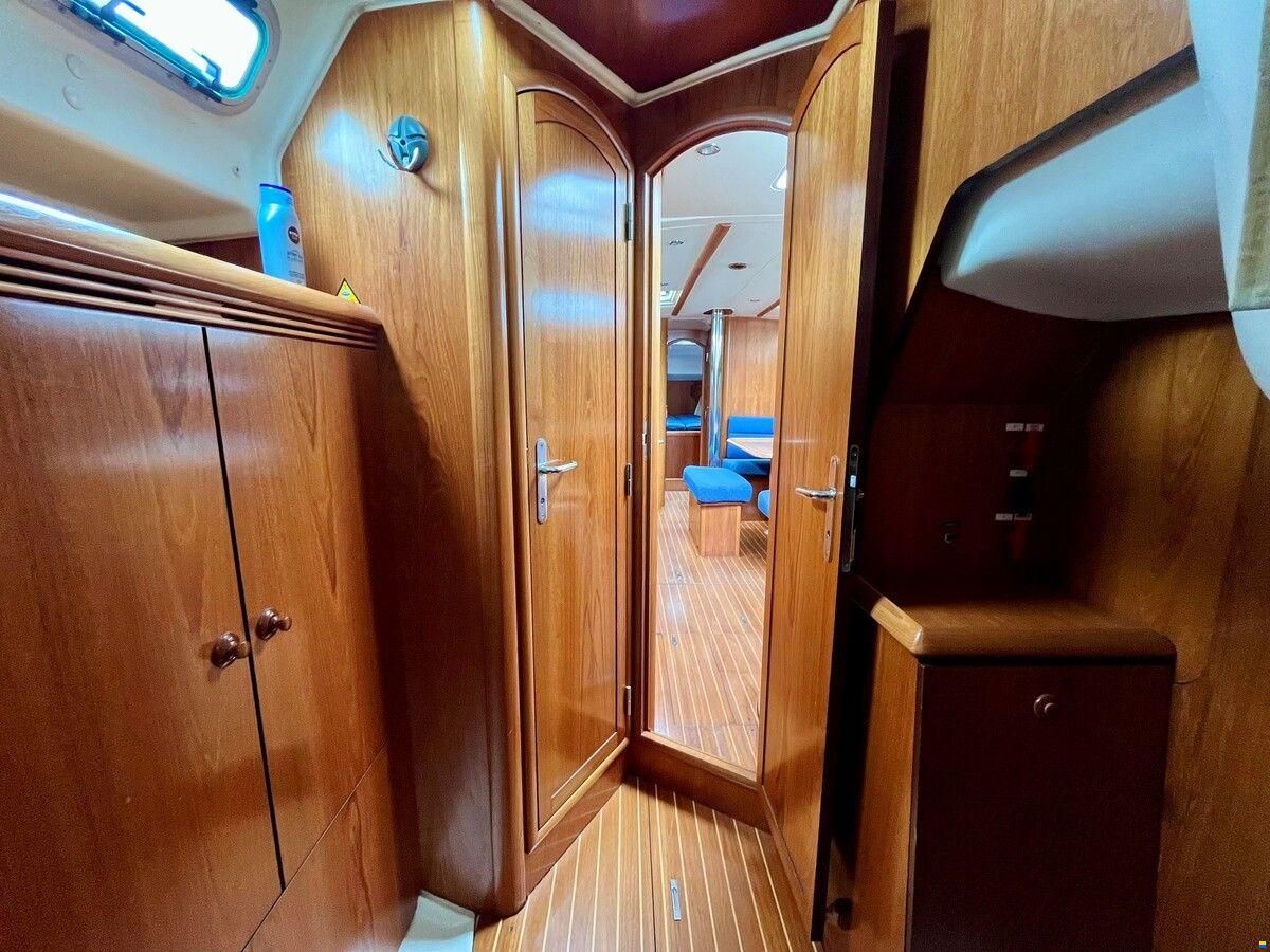 Jeanneau Sun Odyssey 43