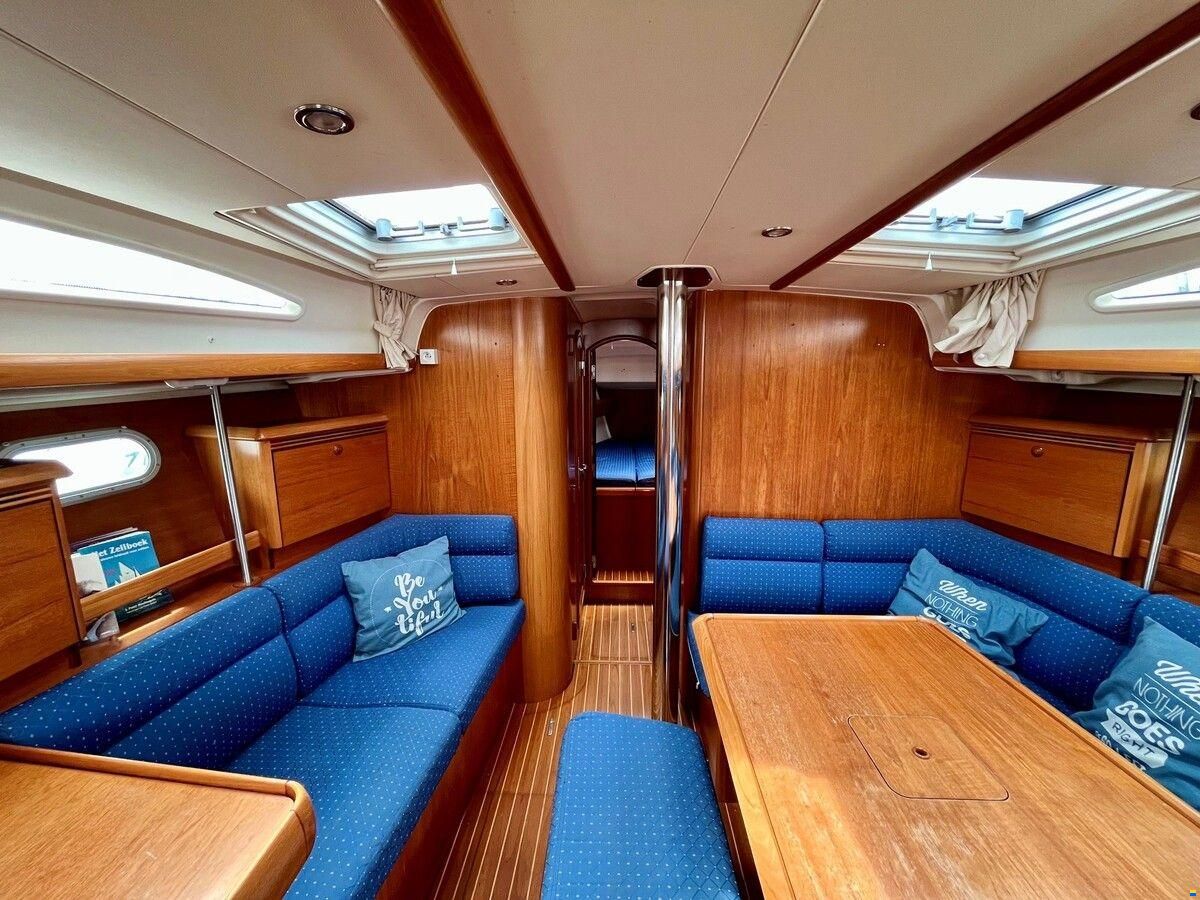 Jeanneau Sun Odyssey 43