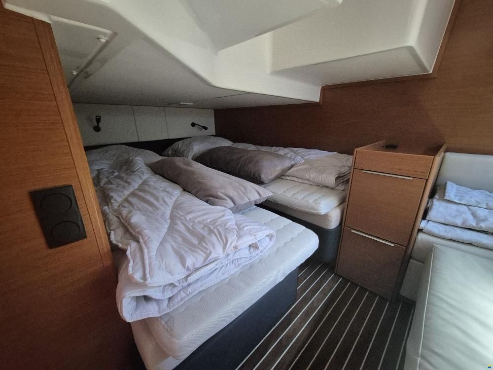 Bavaria 360 Coupe