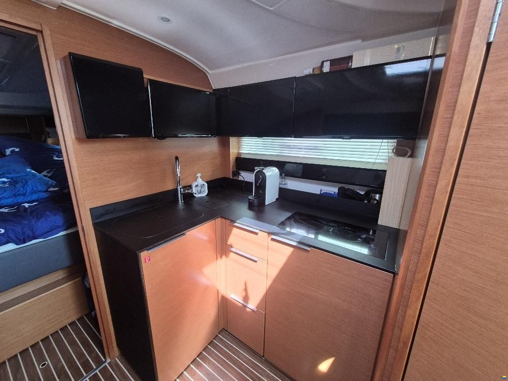 Bavaria 360 Coupe