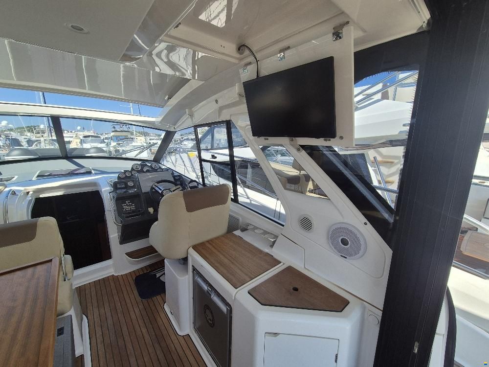 Bavaria 360 Coupe