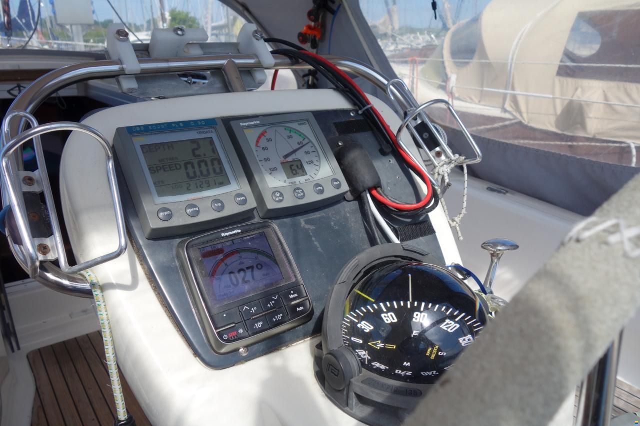 Bavaria 32
