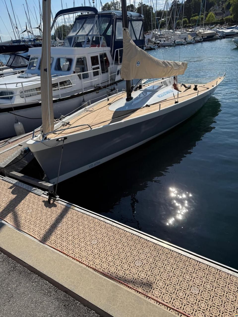 Maxi Dolphin MD 33